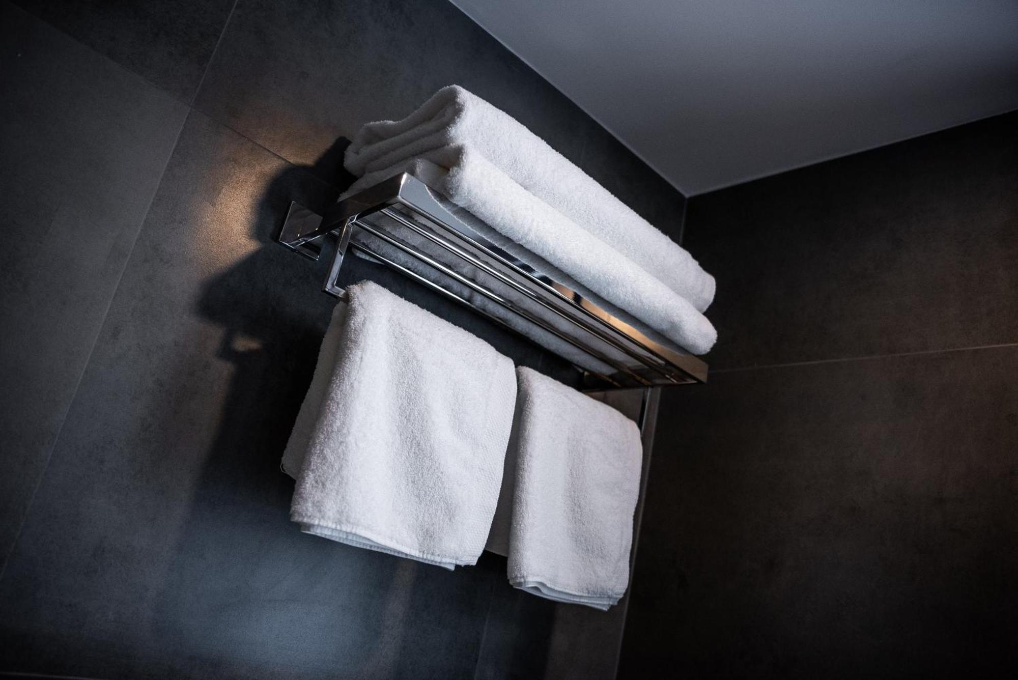 The Orange House Boutique And Upstairs Rooftop Bar Center Of 100m From The 3* La Cala De Mijas