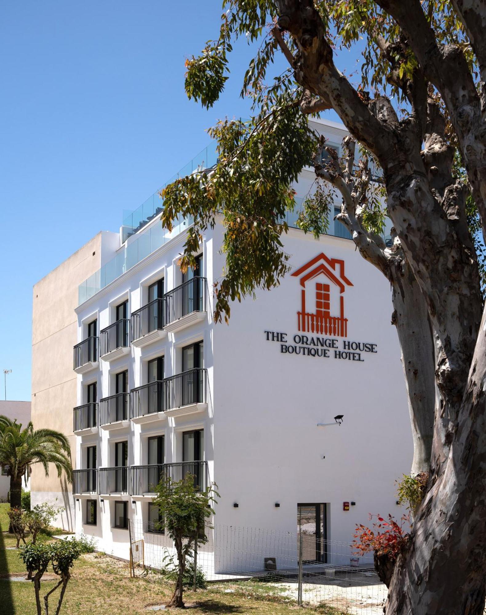 The Orange House Boutique And Upstairs Rooftop Bar Center Of 100m From The Hotel 3*