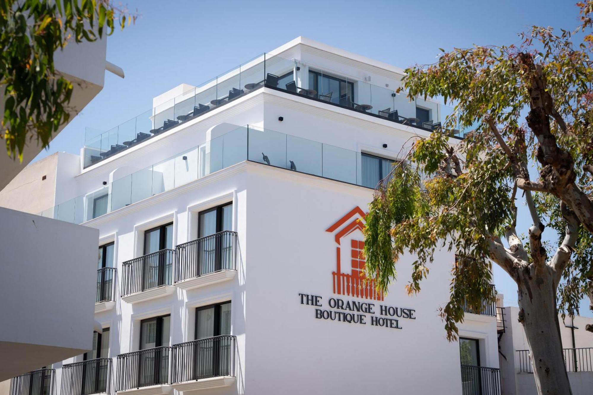 The Orange House Boutique And Upstairs Rooftop Bar Center Of 100m From The Hotel