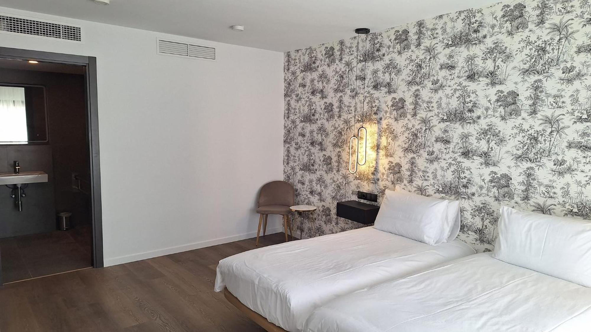 Hotel The Orange House Boutique And Upstairs Rooftop Bar Center Of 100m From The